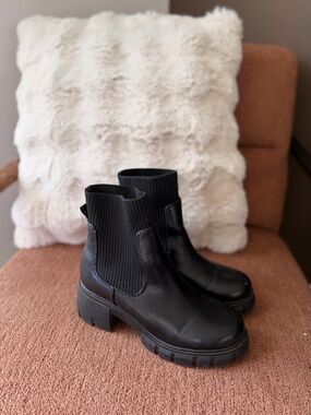 Black Heel Boots